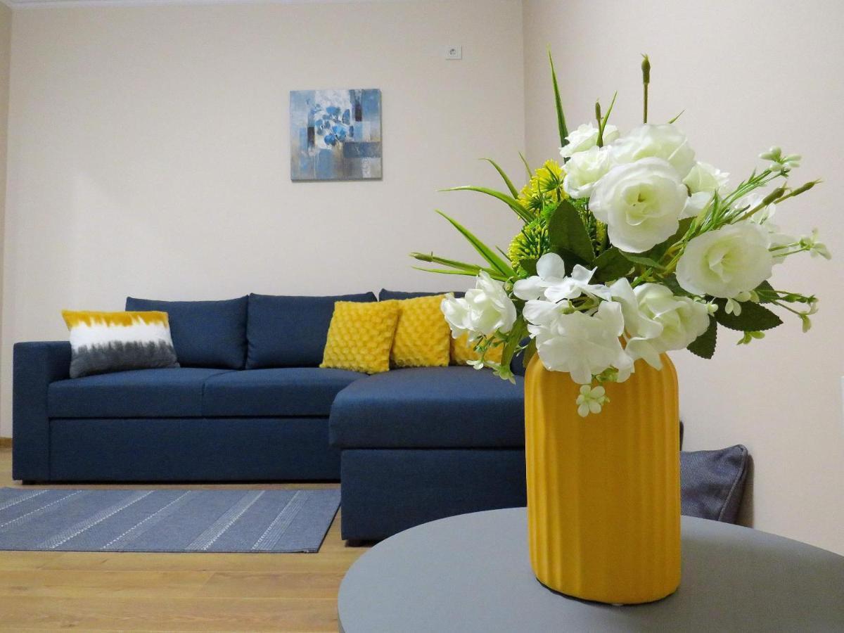 Flowers Garden Apartment Veliko Tarnovo Exterior photo